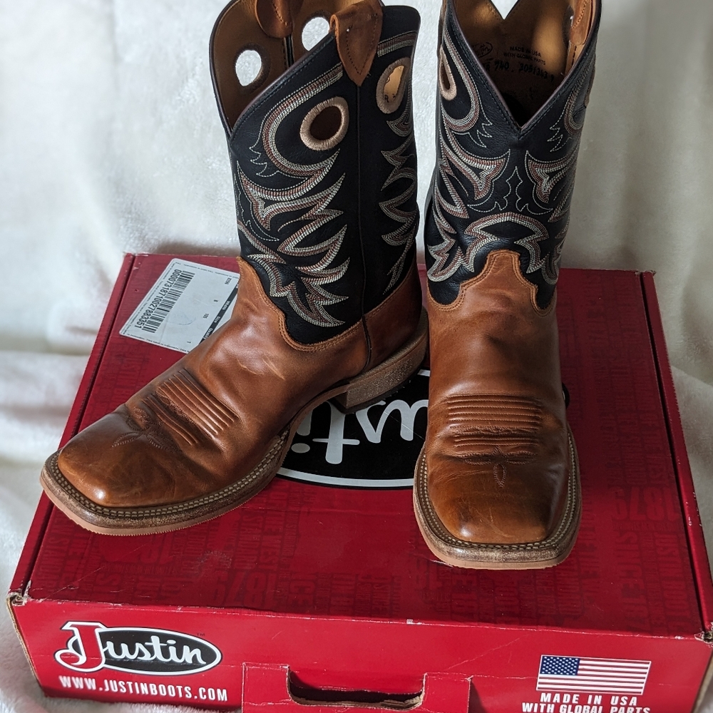 MEN'S JUSTIN BENT RAIL CADDO BROWN BOOTS